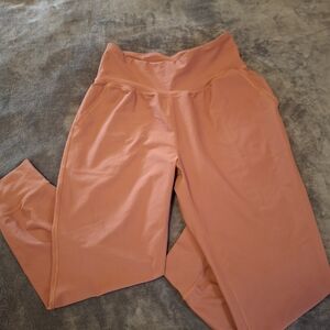 Old Navy Active Peach Leggings